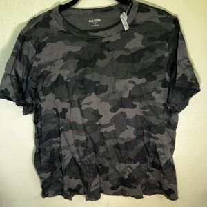 Old Navy Black and Gray Short Sleeve Tee